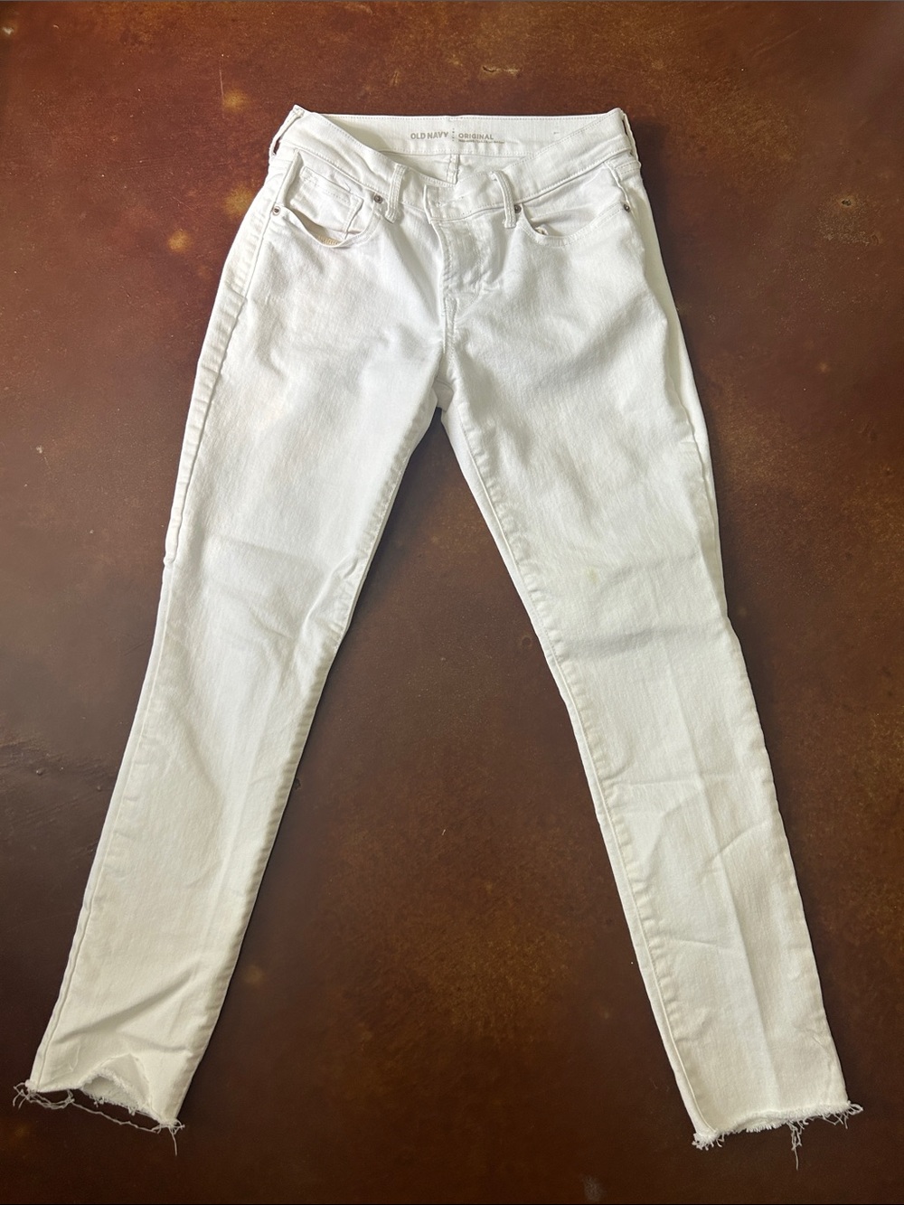 Old Navy White Skinny Jeans with Raw Hem mid rise